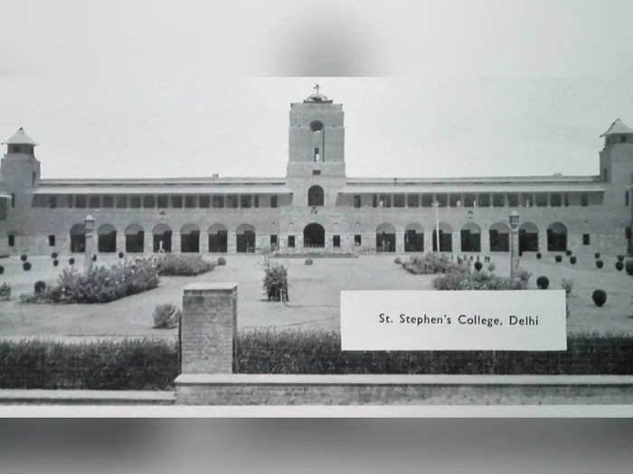 delhi university 100 years: story of st. stephens college which is older than du