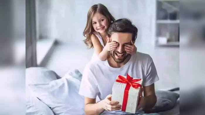 Father's Day 2022: ‘हे’ कूल गॅजेट्स फादर्स डे बनवतील खास, वडिलांना गिफ्ट देण्यासाठी आहे बेस्ट पर्याय