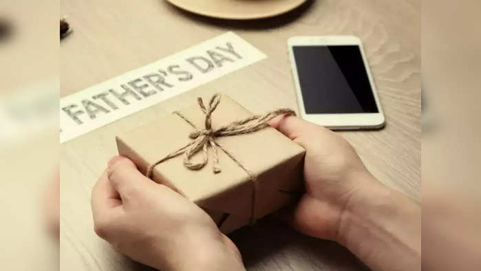 Father's Day 2022: वडिलांना गिफ्ट द्या 'हे' लेटेस्ट स्मार्टफोन्स, त्यांनाही आवडतील फोनचे फीचर्स, किंमत नाही फार