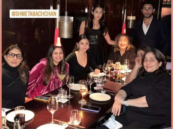 alia bhatt with in laws