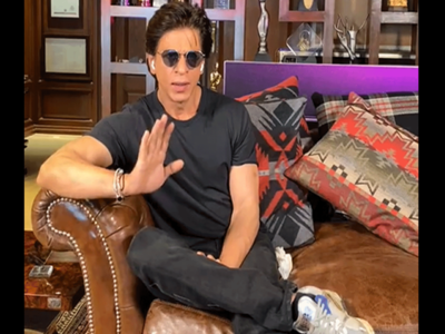Shah Rukh Khan ने बॉलिवुड में पूरे किए 30 साल, बोले- रोमांस के लिए बूढ़ा हूं, ऐक्शन फिल्मों के लिए नहीं 