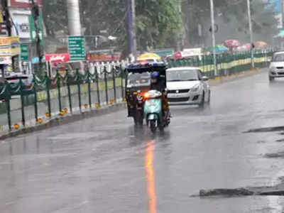Bihar Weather Forecast Today : सीतामढ़ी-मधुबनी समेत 18 जिलों में आज जोरदार बारिश के आसार, मौसम विभाग ने जारी किया अलर्ट 