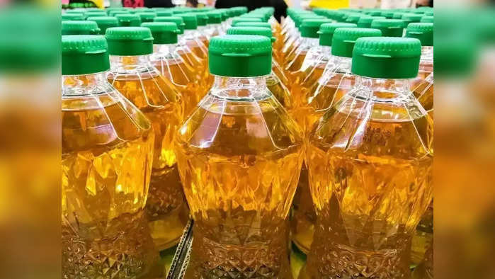 Edible Oil Price Fall : खाद्य तेलाचा भाव गडगडला.