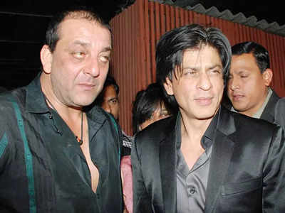 जब शाहरुख खान ने डायरेक्टर को जड़ दिया था थप्पड़, संजय दत्त ने करवाया था पठान का गुस्सा शांत! 