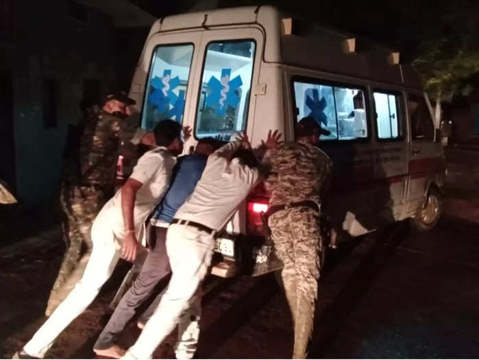 chhatarpur ambulance news