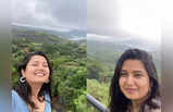 Prajakta Mali: काय डोंगर, काय झाडी...धुक्यात दाटलेल्या हिरव्यागार निसर्गात सुट्ट्यांचा आनंद घेतेय सह्याद्रीची लेक