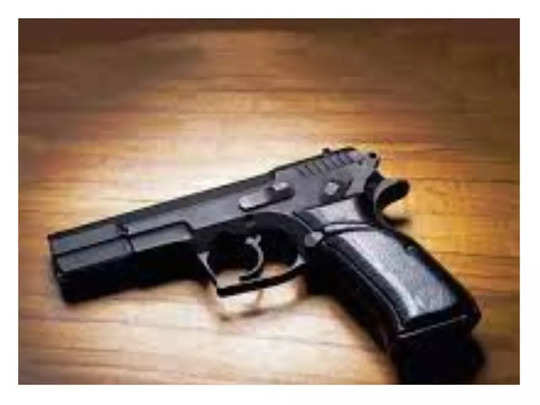 Vikash Dubey: शस्त्र लाइसेंस मामले में तीन PPS अधिकारियों पर गिरी गाज, जानिए जांच में क्या सच आया सामने 