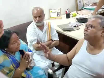 Gwalior: ग्वालियर में नाराज हुए अटल बिहारी वाजपेयी के भांजे अनूप मिश्रा, हाथ जोड़कर रोने लगी मेयर उम्मीदवार सुमन शर्मा 