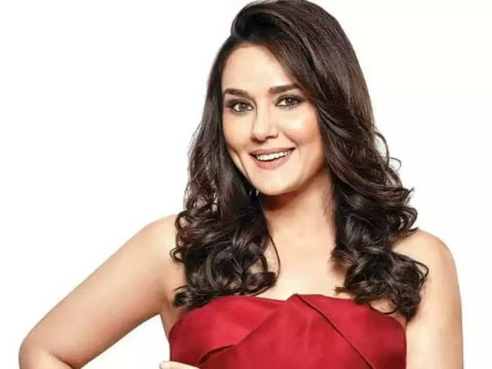 preity zinta shared her motherhood experience which can help all new mothers to deal