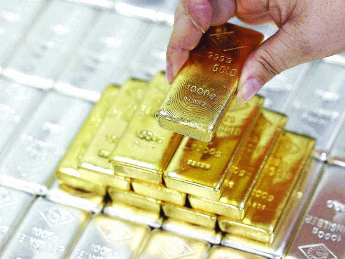 you-can-consider-sgbs-with-gold-a-bit-cheaper-now (1).