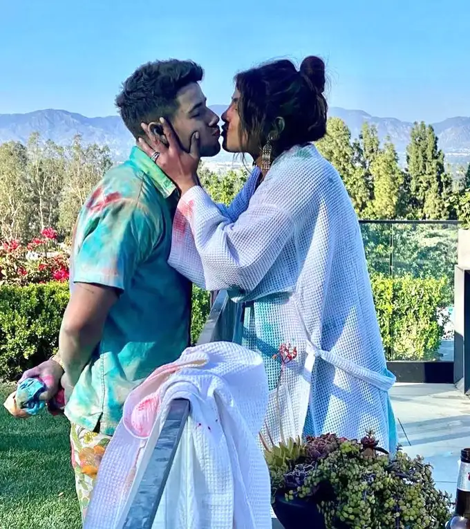 निक जोनस-प्रियंका चोपड़ा