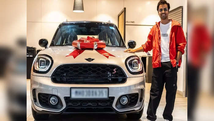 Jitendra Kumar buys Mini Countryman (PC : Cartoq)