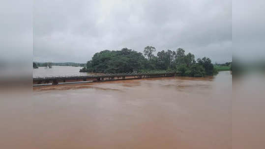 कोल्हापूर महापुराच्या छायेत; पावसाचा धुमाकूळ कायम, पाणी इशारा पातळीकडे