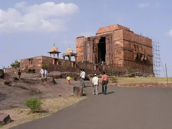 Sawan 2022 The world's largest Shivling is in this temple of Bhopal