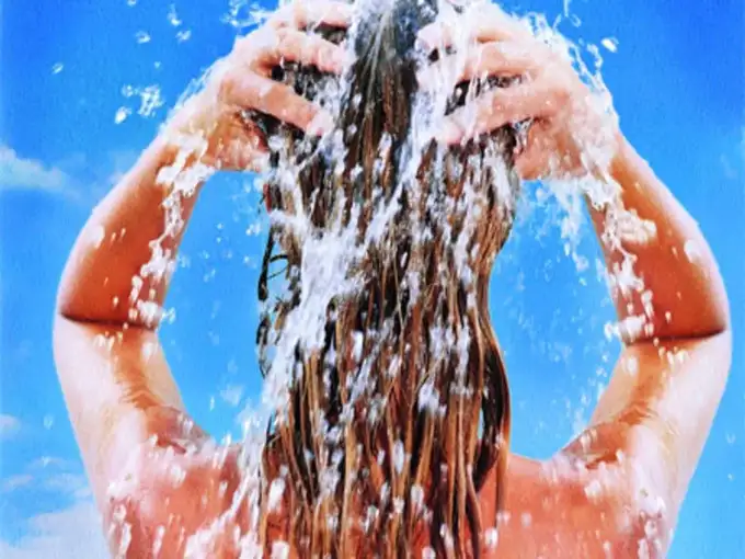 எந்தெந்த கிழமைகளில் எண்ணெய் ஸ்நானம் செய்தால் என்ன பலன்கள் உண்டாகும்