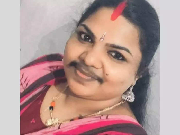 Meet Shyja Kerala woman who flaunts her moustache with pride - मिलिए 35 साल की शायजा से जो अपनी मूंछों को ताव देकर हुईं वायरलसे, जो अपनी मूंछों को ताव देकर हुआ वायरल