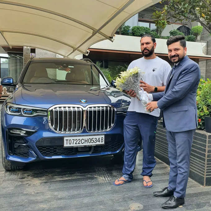 Yuvraj Singh Buys BMW X7