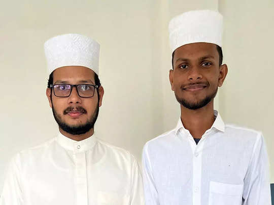 Kerala Online Ramayana Quiz: ऑनलाइन रामायण क्विज में दो मुस्लिम छात्रों ने मारी बाजी, जीत के बाद हर कोई कर रहा तारीफ 