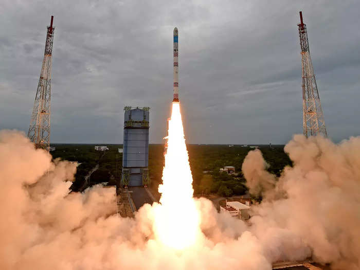 isro launch with new rocket fails know how this happens