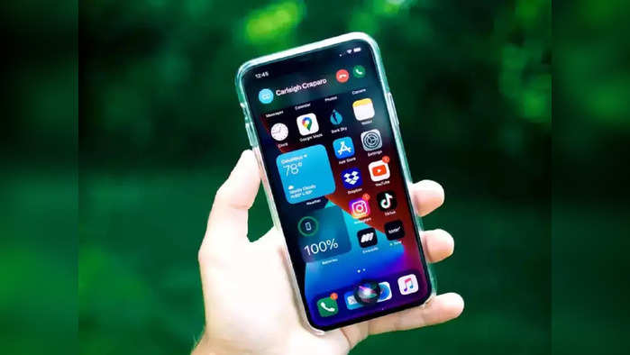 Budget Phones: खास बजेट युजर्ससाठी 'या' टॉप ५ स्मार्टफोन्सवर मिळतोय  तगडा डिस्काउंट, पाहा ब्लॉकबस्टर डील्स
