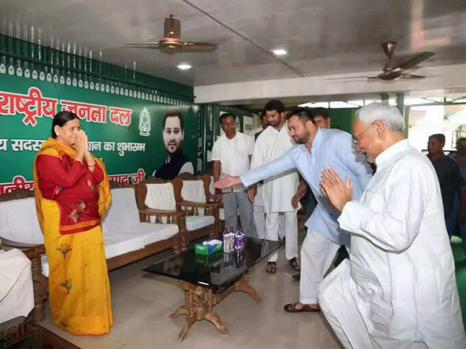 मझे खिलाड़ी हैं नीतीश