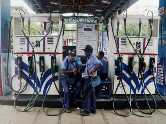Petrol-Diesel Price Today: फिर से सेंचुरी लगाने के करीब क्रूड ऑयल, सस्ते तेल की उम्मीदों को झटका, जानिए पेट्रोल-डीजल के नए रेट 
