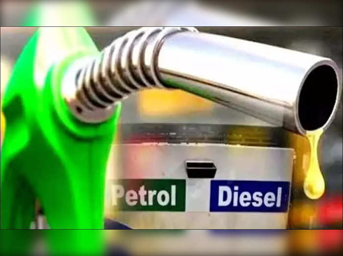 வாகன ஓட்டிகளே... வண்டிய எடுக்கும்போது பெட்ரோல் செக் பண்ணுங்க!! அப்படியே இன்னைக்கு விலையும் செக் பண்ணுங்க!!