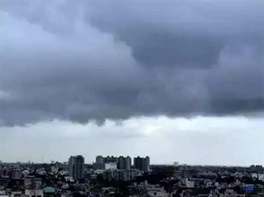 UP-Uttarakhand Weather : चलती रहेगी बादलों की लुकाछिपी, बारिश दिलाएगी उमस से राहत, यूपी से उत्तराखंड तक का हाल 