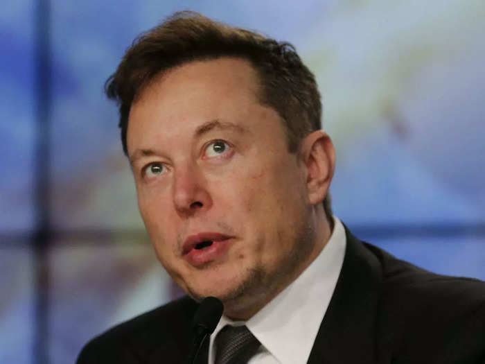 Elon Musk buying Manchester United