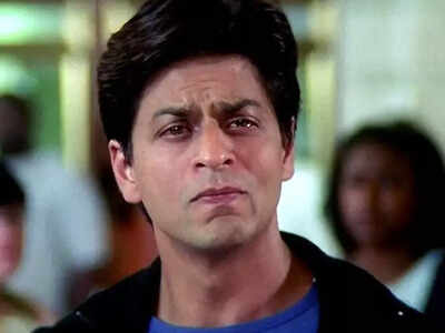 Shahrukh Khan: शाहरुख खान के लिए तिरंगा फहराना बना मुसीबत! देशभक्ति पर उठे ऐसे सवाल, पढ़कर तिलमिला जाएंगे आप 