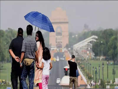 Delhi Weather Update: दिल्ली में तेज हवाएं चलने से मौसम हुआ सुहाना, जानें आने वाले दिनों का हाल 