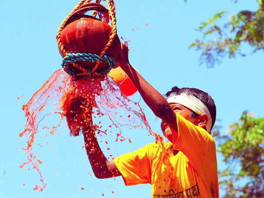 Dahi Handi Festival 2022 : क्यों और कैसे मनाते हैं दही हांडी का पर्व 