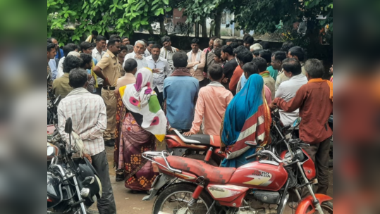 बायकोने दात घासण्यासाठी तपकीर दिली नाही; नवऱ्याने जे केलं त्यावर विश्वास बसणार नाही