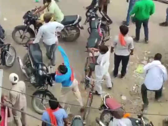 Bhind: प्रीतम लोधी की रैली में पुलिस पर हमला, आधा दर्जन पुलिसकर्मी घायल, गाड़ी में भी ब्लास्ट 