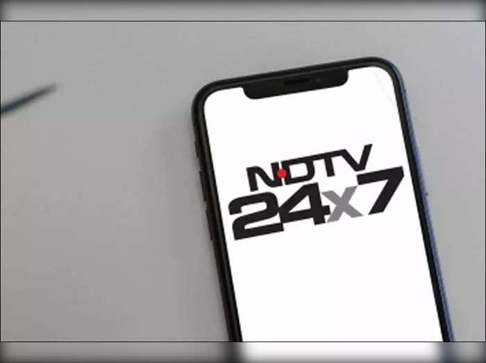 ndtv stocks hits back to back upper circuit