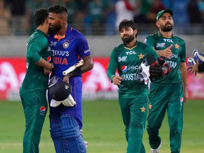 Asia cup: टीम की हार पर भारतीय मुस्लिम फैन का ऐसा जवाब, जिसे सुनकर पाकिस्तानी फैंस के कान से निकले धुएं 