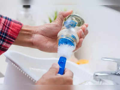 Milk Bottle Cleaning Tricks: बच्‍चे की दूध की बोतल की सफाई कैसे करें
