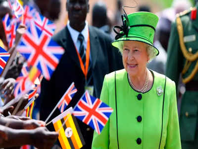 Queen Elizabeth II: कभी नहीं झुकता रॉयल स्टैंडर्ड ध्वज, जानें क्या होता है जब क्वीन की हो जाती है मौत! 