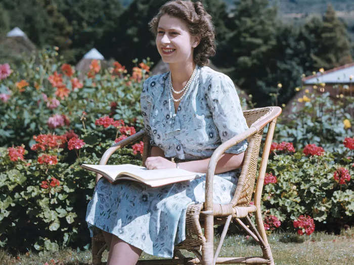 queen elizabeth dear daughter in law diana beauty secret which made her ever beautiful princess