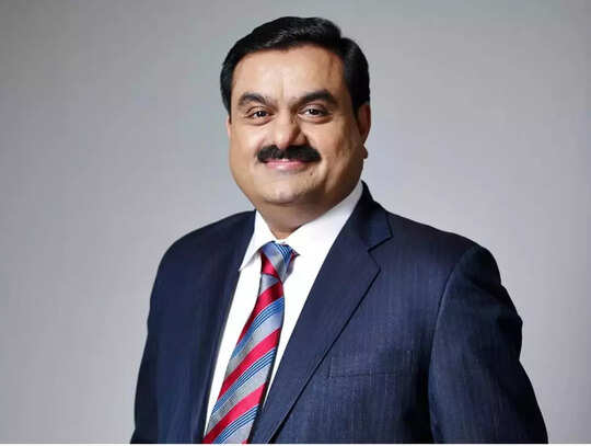 Gautam Adani become the richest person in the world know interesting things related to his life : जेफ बेजोस को पीछे छोड़ गौतम अडानी दुनिया के दूसरे सबसे अमीर शख्स बन गए