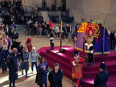शाही परिवार, कई देशों के राष्ट्राध्यक्ष, VIPs का जमावड़ा और 10 लाख की भीड़, क्वीन का अंतिम संस्कार ब्रिटेन की सबसे बड़ी चुनौती 