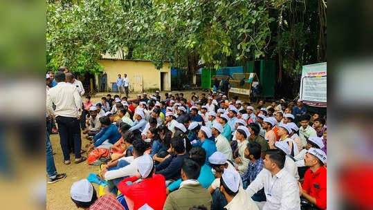 महावितरण पदभरतीत पात्र ठरुन ऐनवेळी बाद, आझाद मैदानात उमेदवारांचं आंदोलन