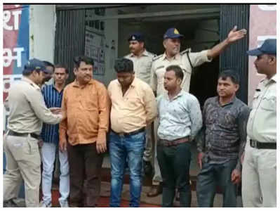 MP : इंदौर में फर्जी पत्रकारों की गैंग पकड़ाई, अवैध वसूली करते 2 महिलाओं समेत 7 गिरफ्तार