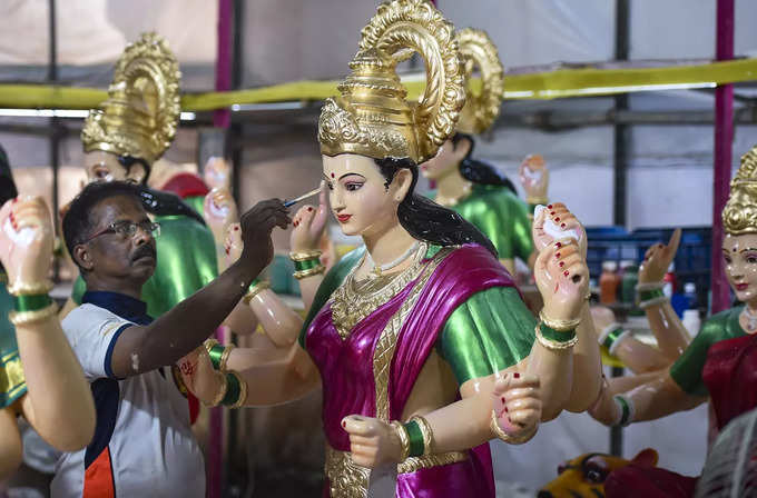 देशभर में दुर्गा पूजा की ऐसे हो रही है तैयारी
