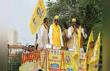 Savdhan Yatra: रथ पर हुए ओम प्रकाश राजभर सवार, UP से लेकर बिहार तक की राजनीति साधने की तैयारी