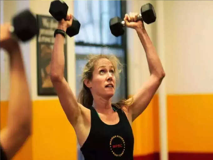 -dumbbell-push-press -dumbbell-push-press