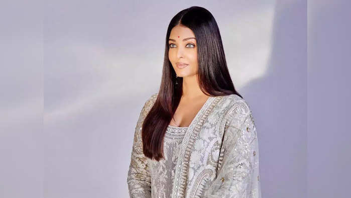 48 व्या वर्षी  Aishwarya Rai ने केली सर्वांची बोलती बंद, व्हाईट ड्रेसमध्ये हटके अंदाज नेटकारी म्हणतात 'ती परीच'