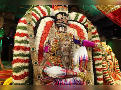 Tirumala Brahmostvam: వైభవంగా తిరుమల బ్రహ్మోత్సవాలు.. మోహినీ అవతారంలో తిరుమలేశుడు 