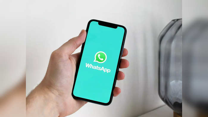 whatsapp update releasing new feature to create polls