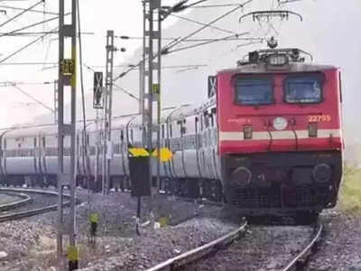 रेल्वे प्रवाशांसाठी मोठी बातमी: कोयना एक्स्प्रेस ४ दिवस रद्द; इतरही गाड्यांच्या वेळेत बदल